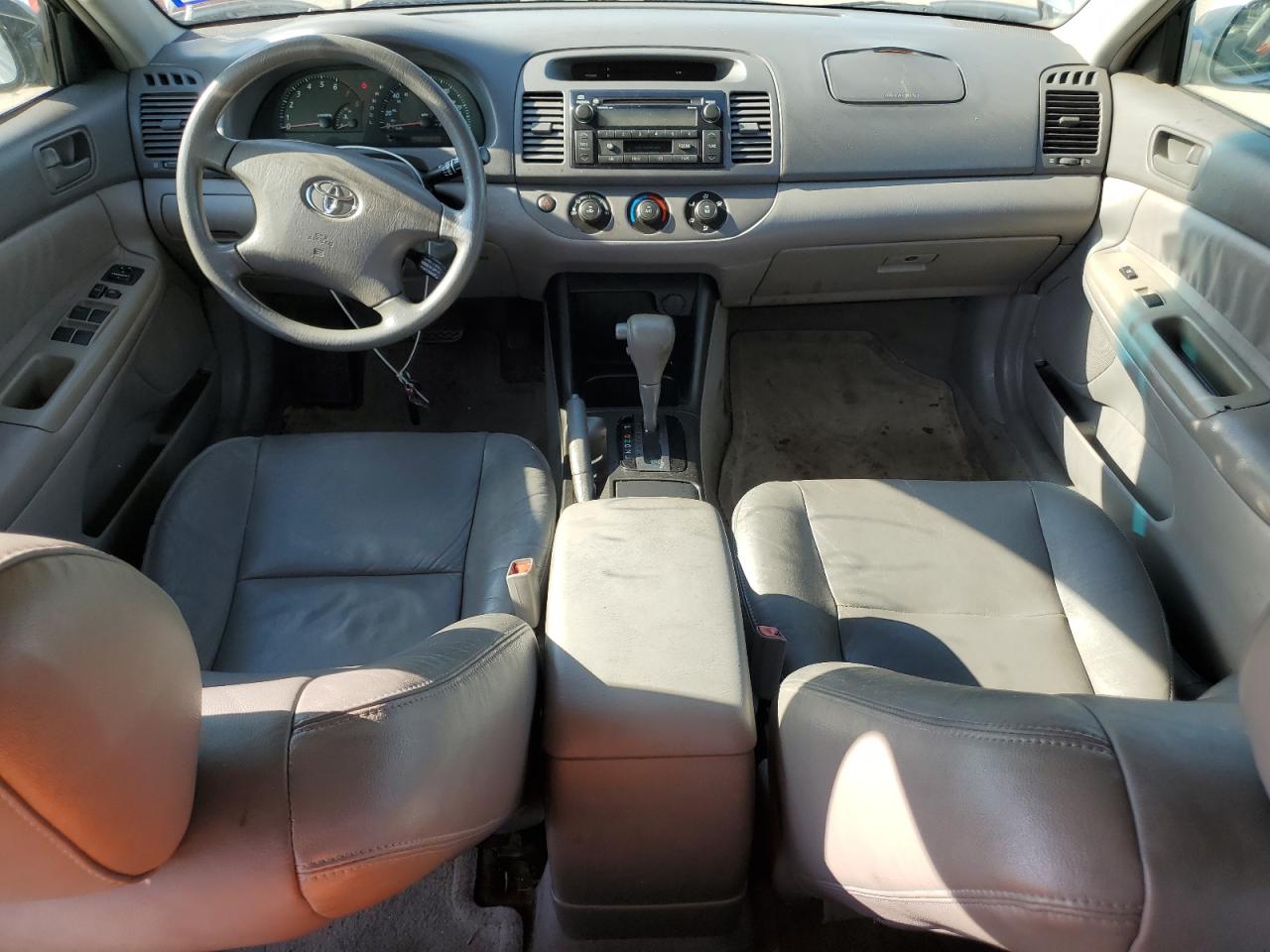 2003 Toyota Camry Le VIN: 4T1BE32K03U720840 Lot: 61044474