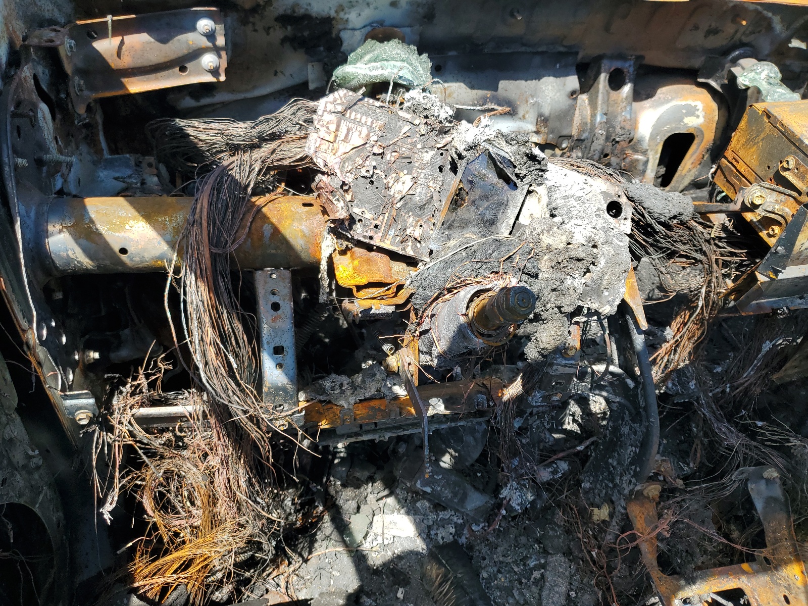 5TDDZRFH8HS374938 2017 Toyota Highlander Limited