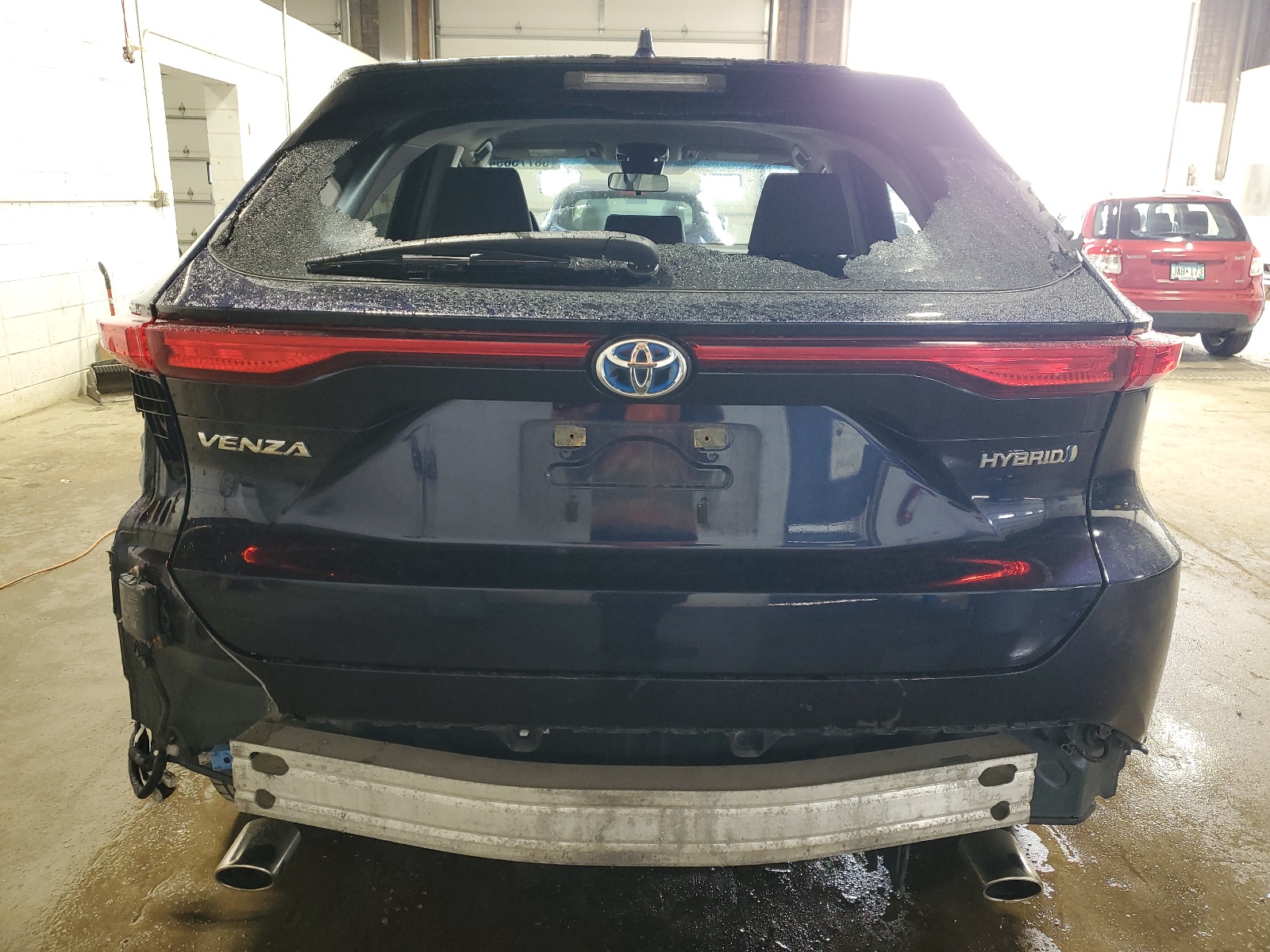 JTEAAAAH8MJ016891 2021 Toyota Venza Le