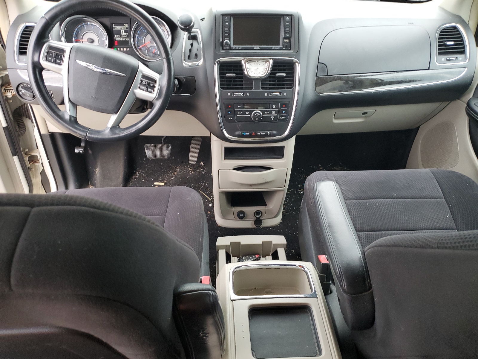 2A4RR5DG3BR677208 2011 Chrysler Town & Country Touring