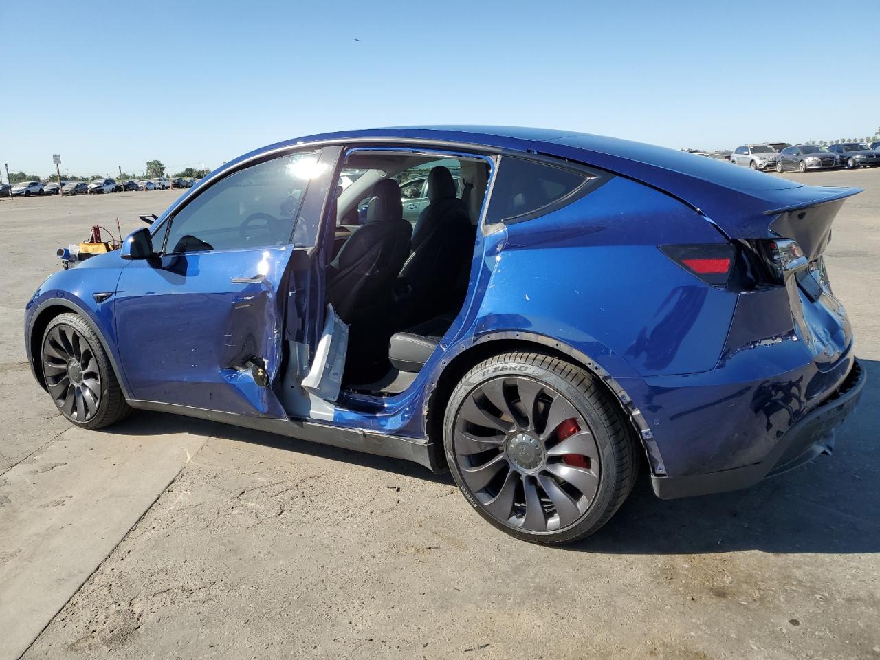 5YJYGDEF0MF262336 2021 TESLA MODEL Y - Image 2