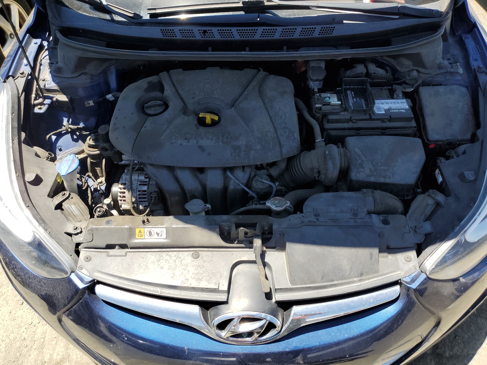 5NPDH4AE9GH763885 2016 Hyundai Elantra Se