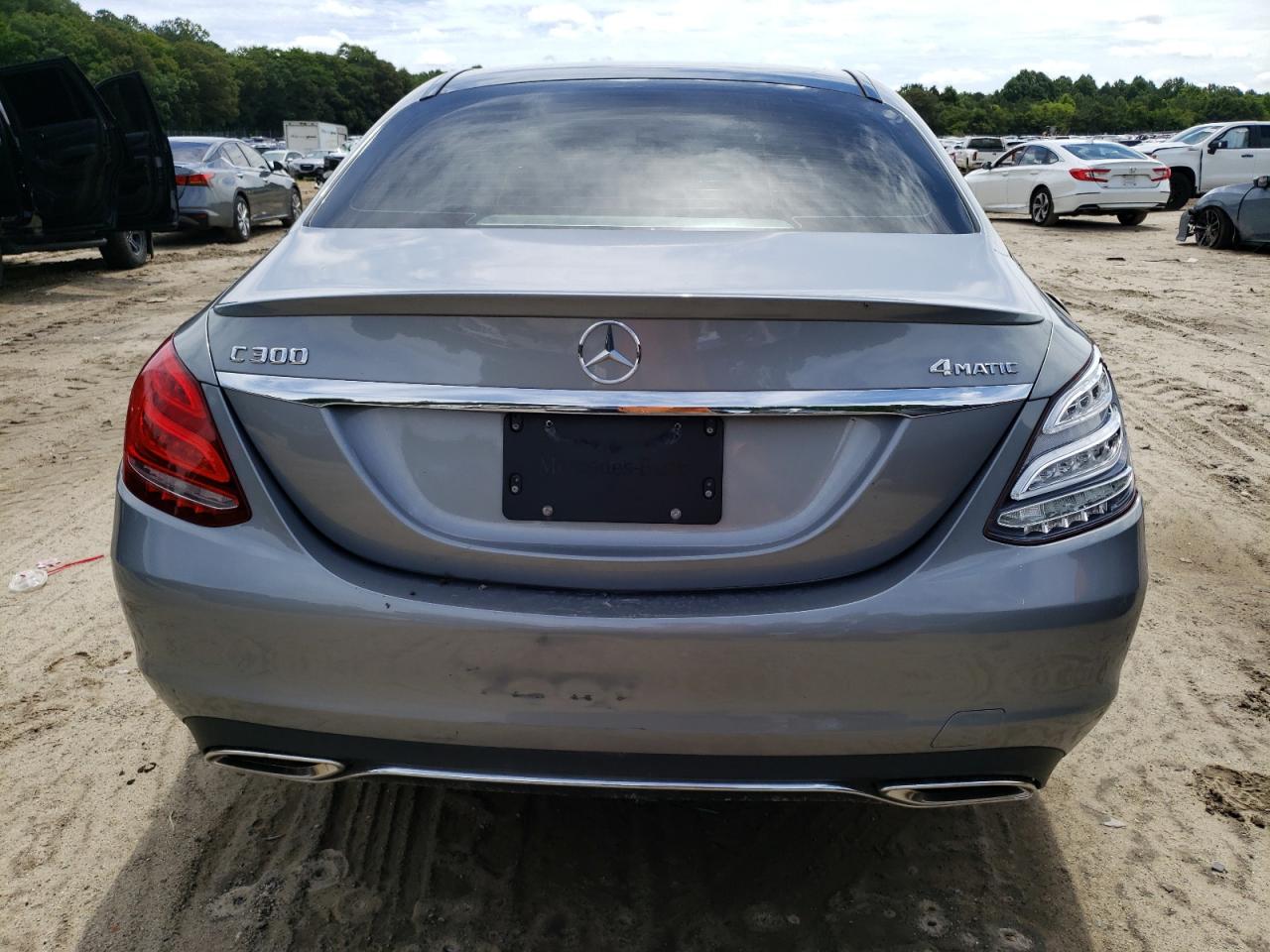 2016 Mercedes-Benz C 300 4Matic VIN: 55SWF4KB2GU160499 Lot: 60740424