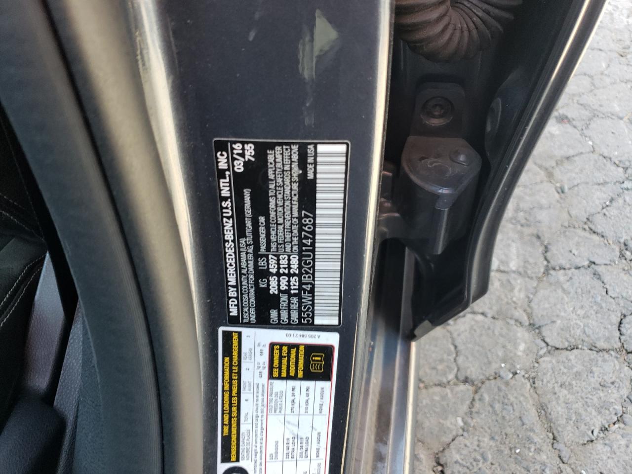 2016 Mercedes-Benz C 300 VIN: 55SWF4JB2GU147687 Lot: 57353304