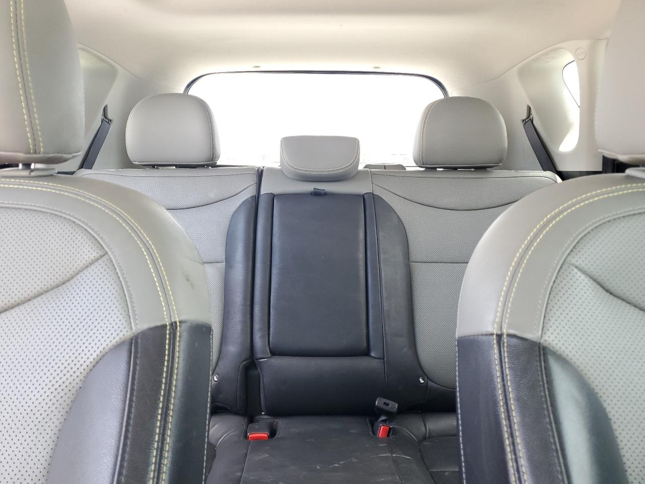 2016 Kia Soul + VIN: KNDJP3A5XG7370739 Lot: 61219334