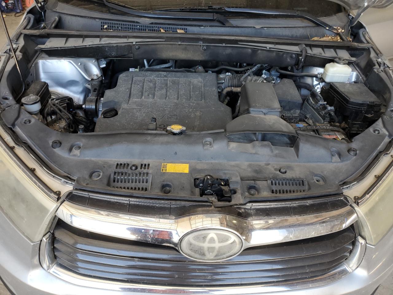 2015 Toyota Highlander Limited VIN: 5TDYKRFH0FS058372 Lot: 57324224