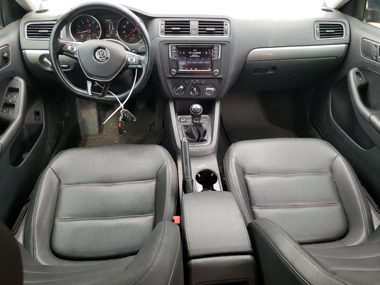 3VWB67AJ8HM300768 2017 Volkswagen Jetta Se