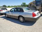 2005 Lincoln Town Car Signature Limited للبيع في Cahokia Heights، IL - Front End