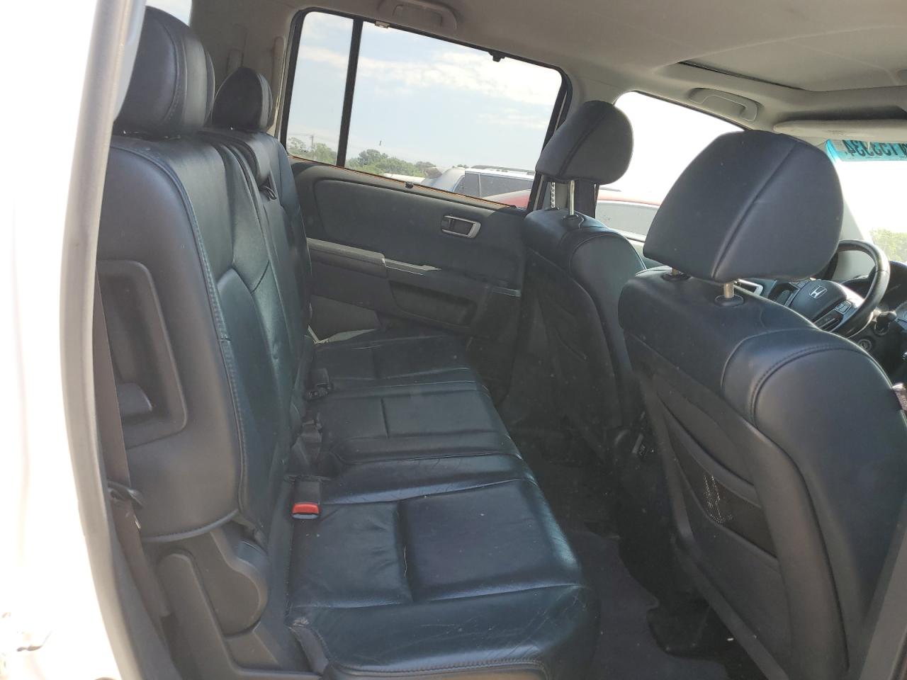 5FNYF388X9B004889 2009 Honda Pilot Touring