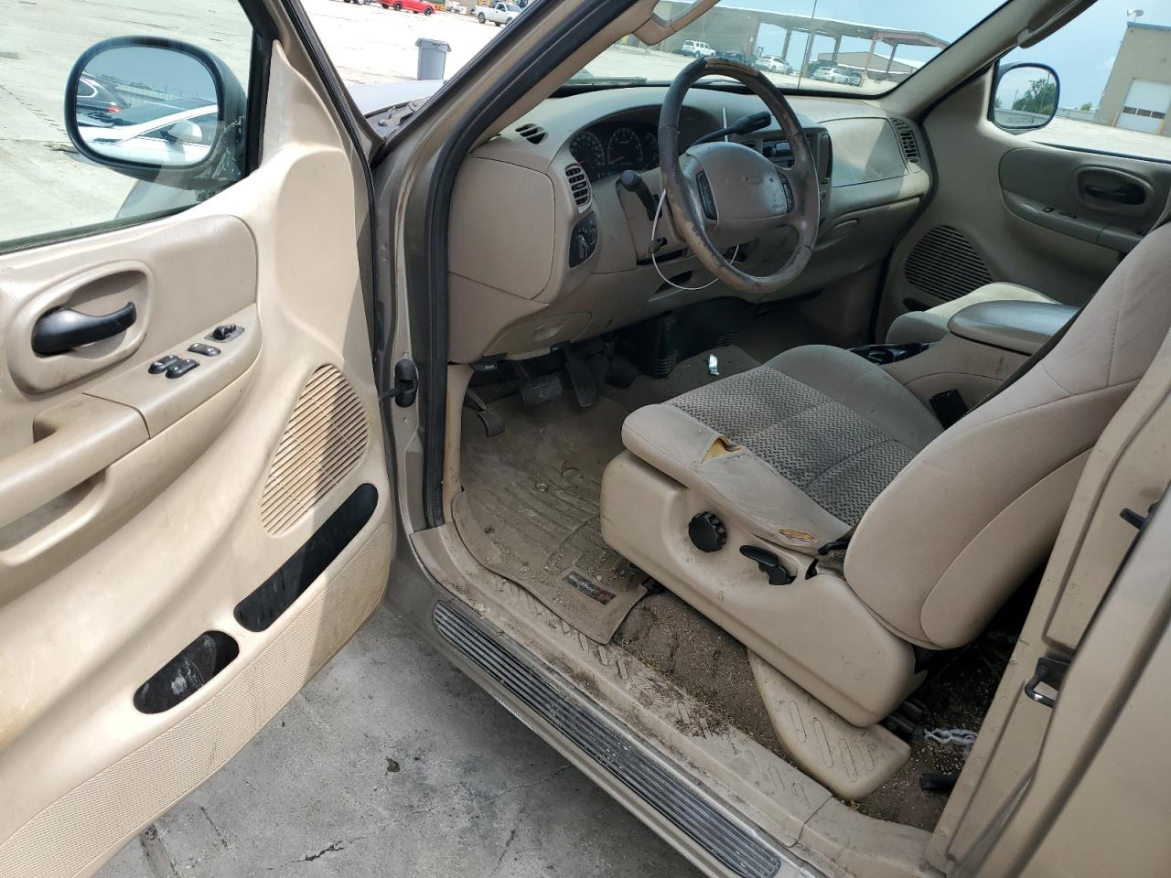 2002 Ford F150 VIN: 1FTRX17272NB66151 Lot: 57135364