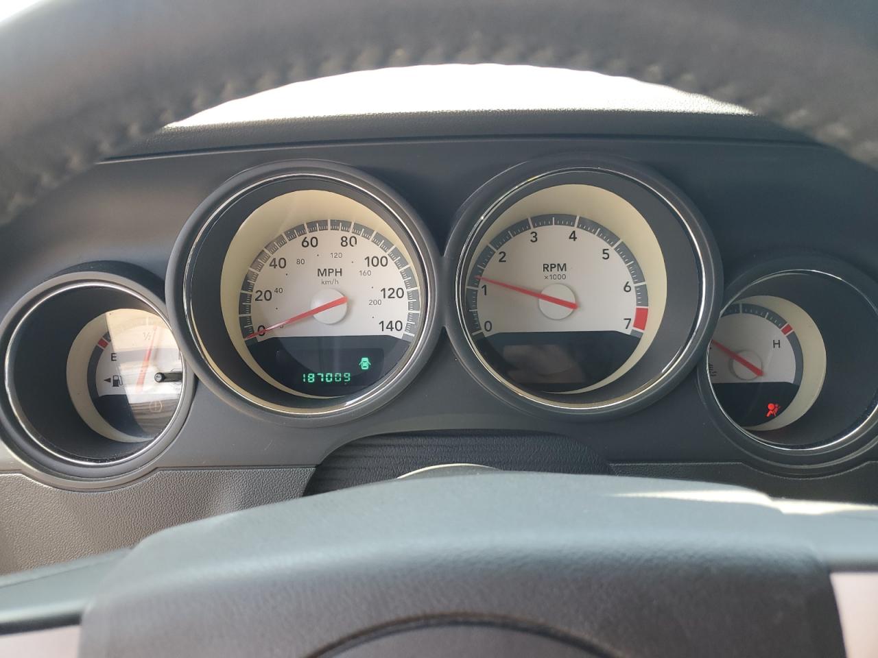 2009 Dodge Challenger Se VIN: 2B3LJ44V99H604552 Lot: 59435364