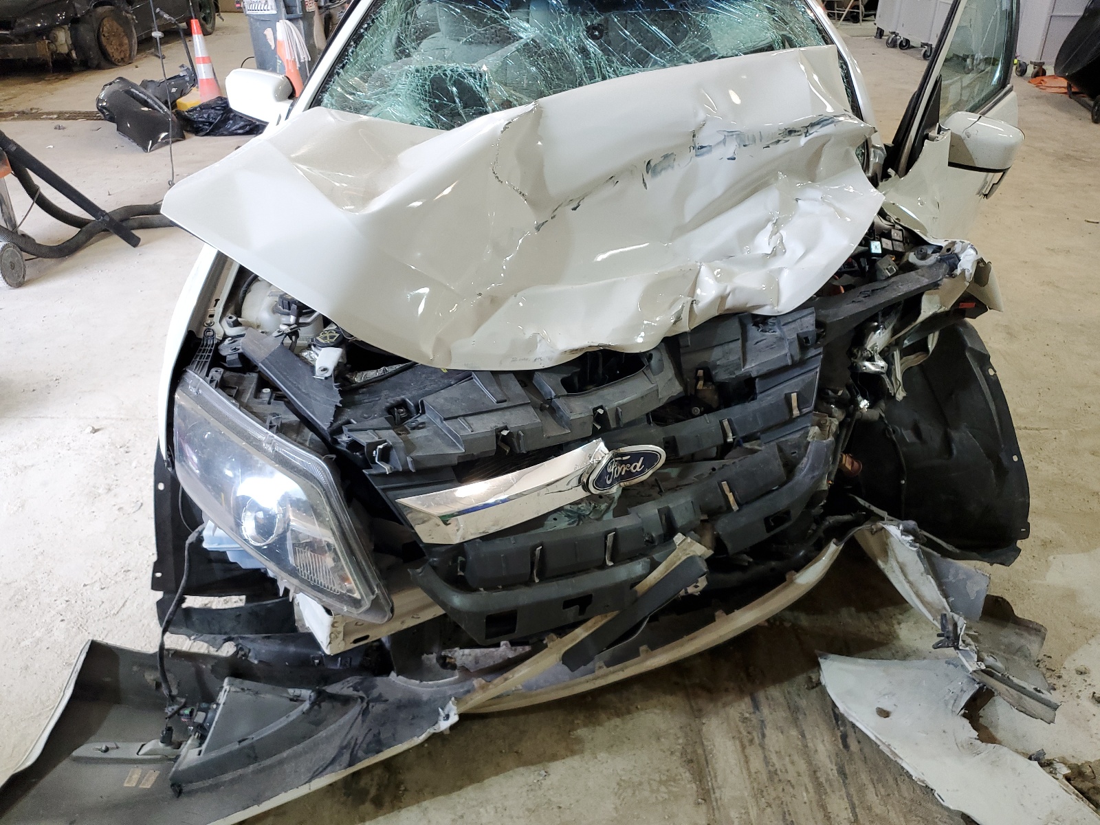 3FAHP0HA7AR366900 2010 Ford Fusion Se