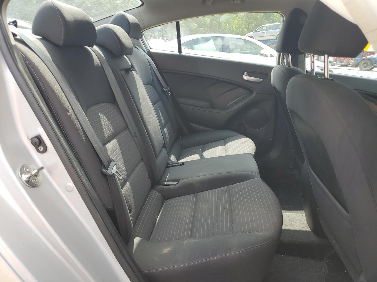 2018 Kia Forte Lx VIN: 3KPFL4A73JE267162 Lot: 61171194