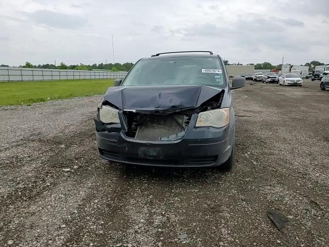2010 Chrysler Town & Country Lx VIN: 2A4RR2D11AR438913 Lot: 60025614
