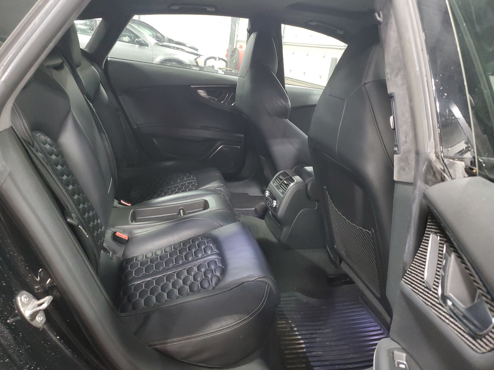 WUAW2AFC9GN900181 2016 Audi Rs7