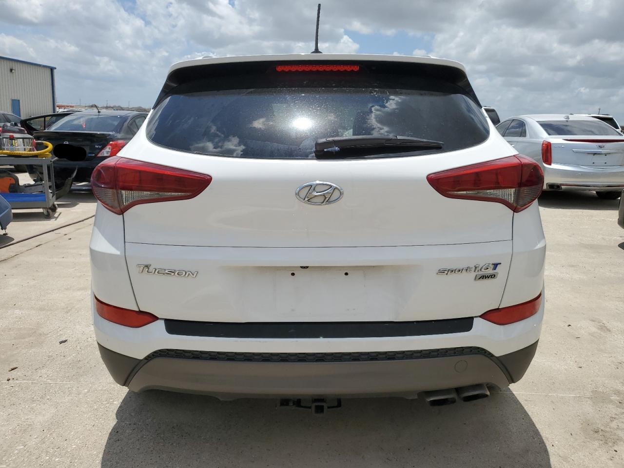 KM8J3CA2XGU044616 2016 Hyundai Tucson Limited