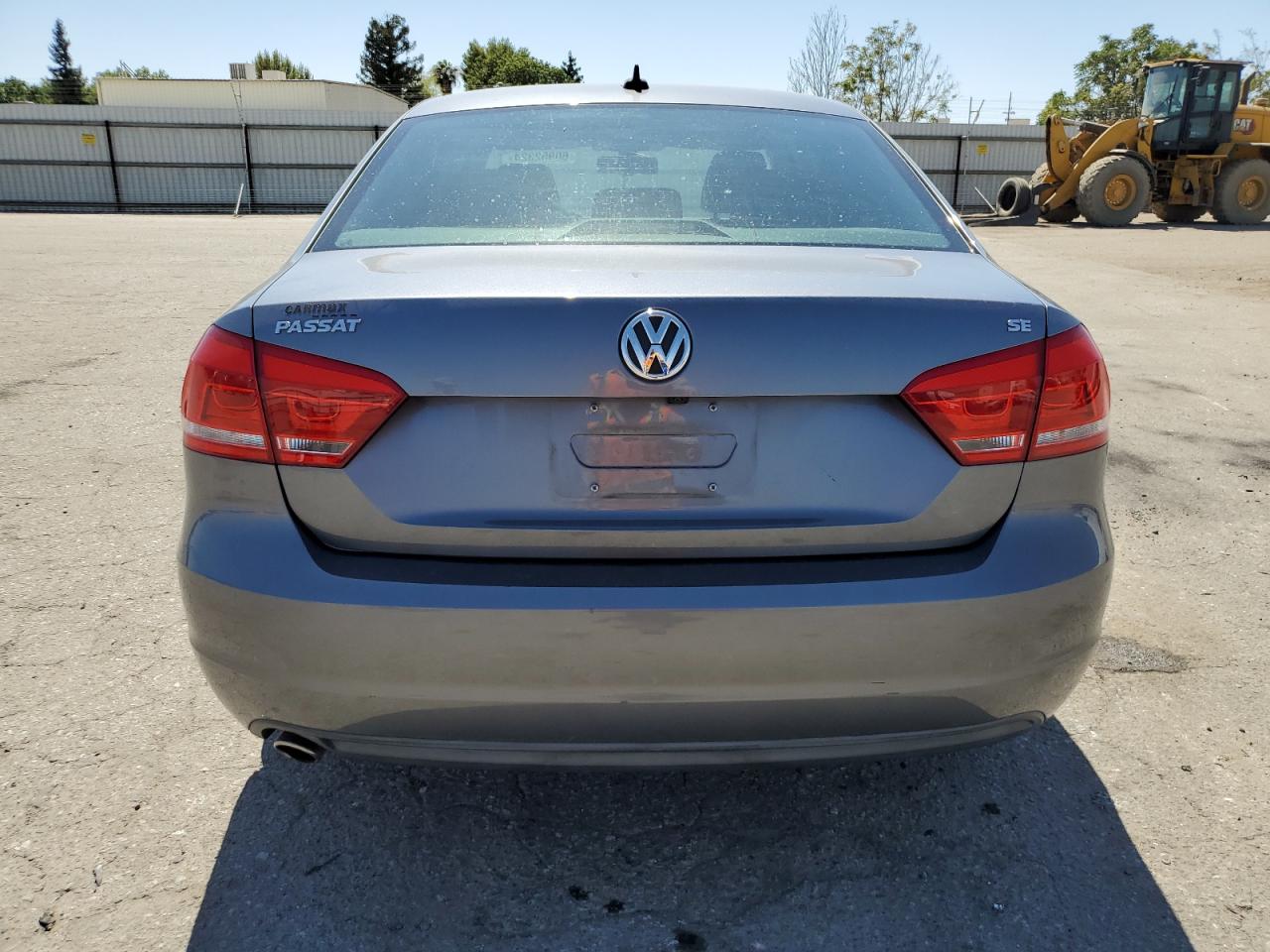 1VWBP7A33EC006111 2014 Volkswagen Passat Se