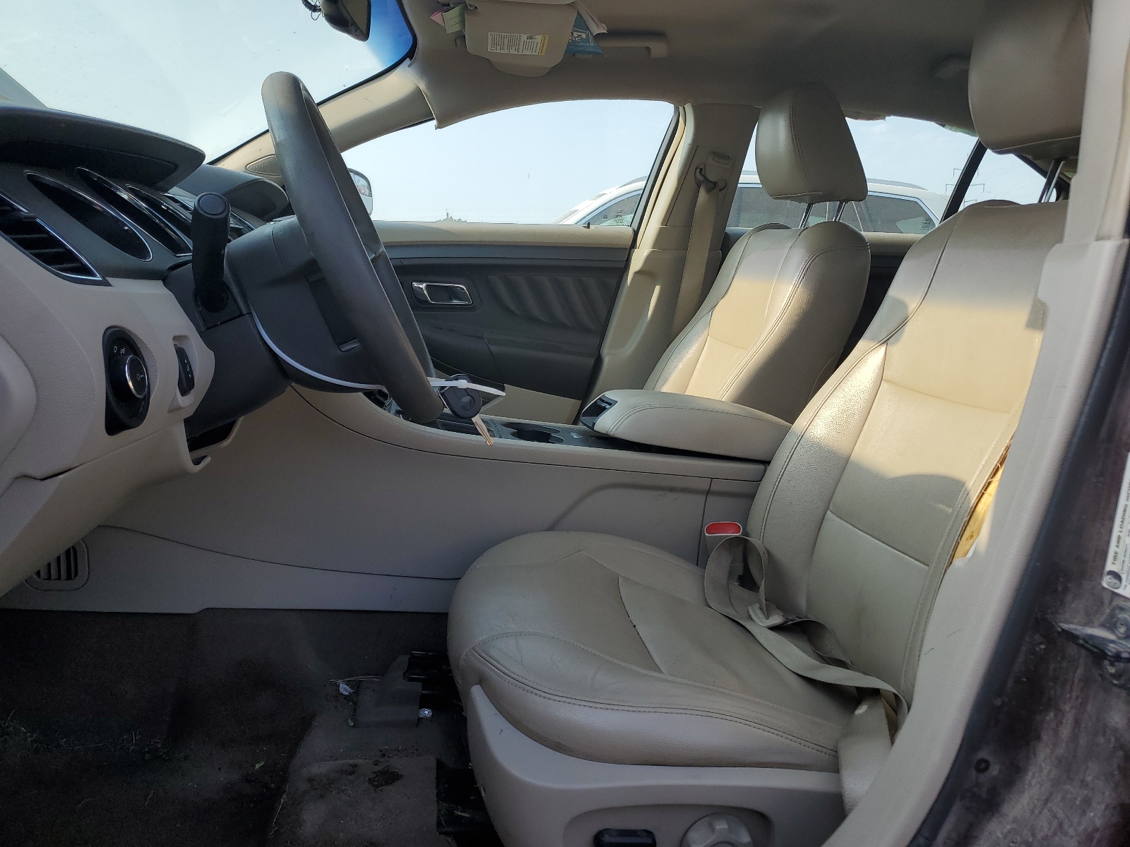 1FAHP2DW2CG130646 2012 Ford Taurus Se