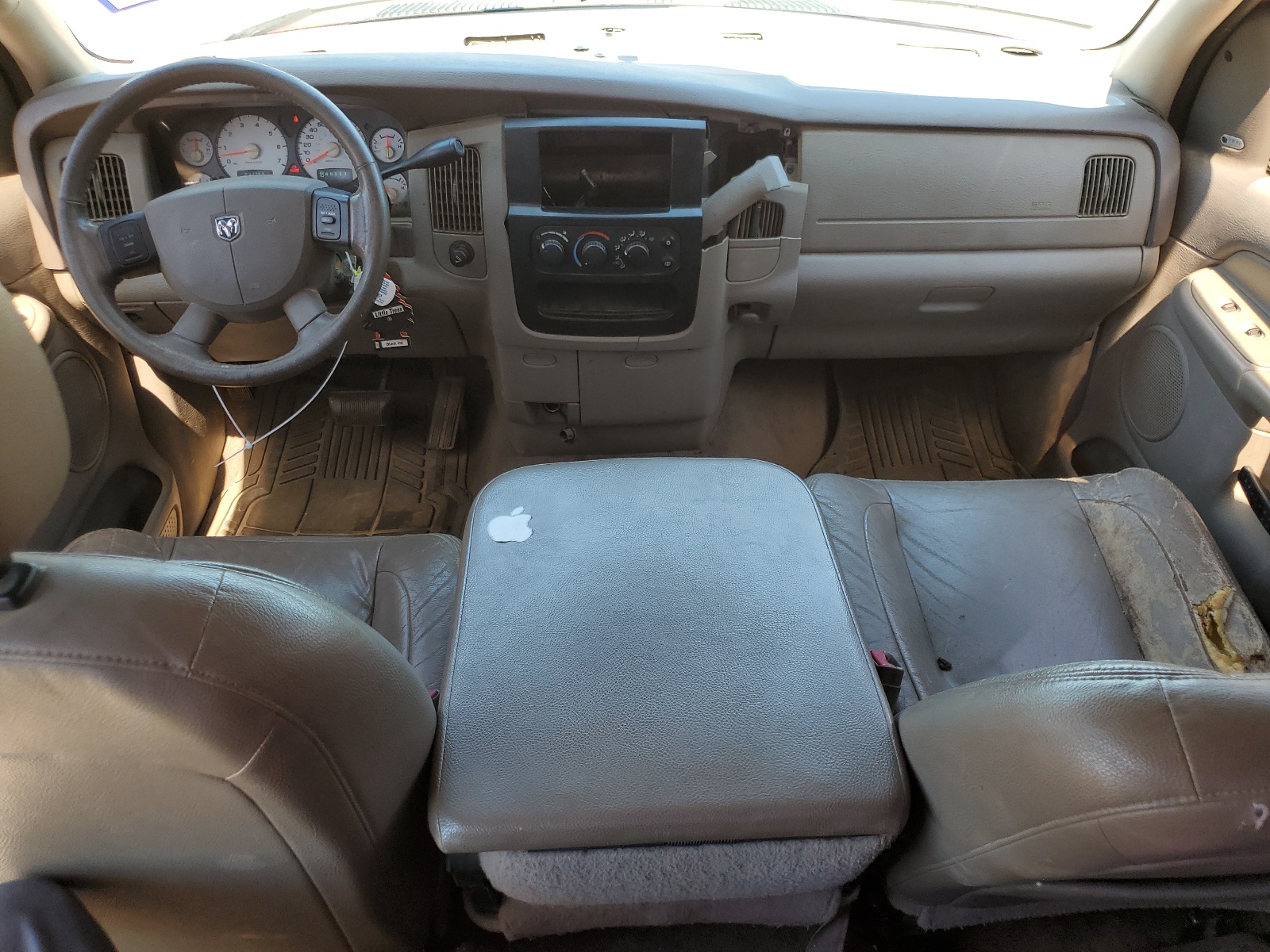 1D7HA18D74S513856 2004 Dodge Ram 1500 St