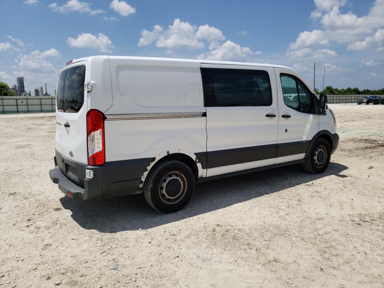 1FTYE1YM2GKB28496 2016 Ford Transit T-150