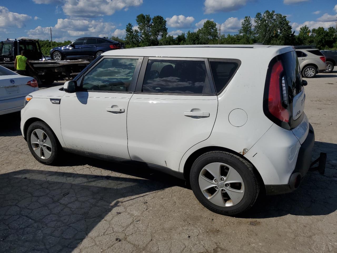 VIN KNDJN2A26G7847382 2016 KIA SOUL no.2