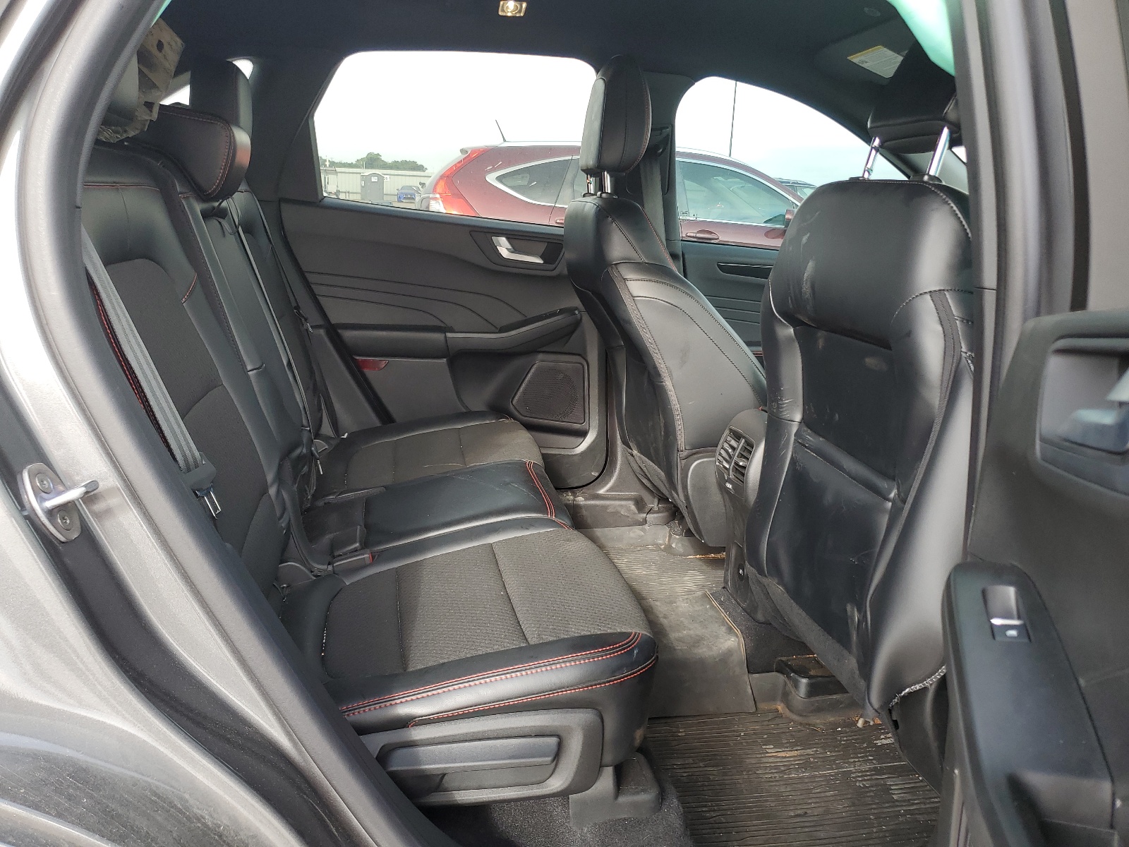 1FMCU0MN9PUB31028 2023 Ford Escape St Line