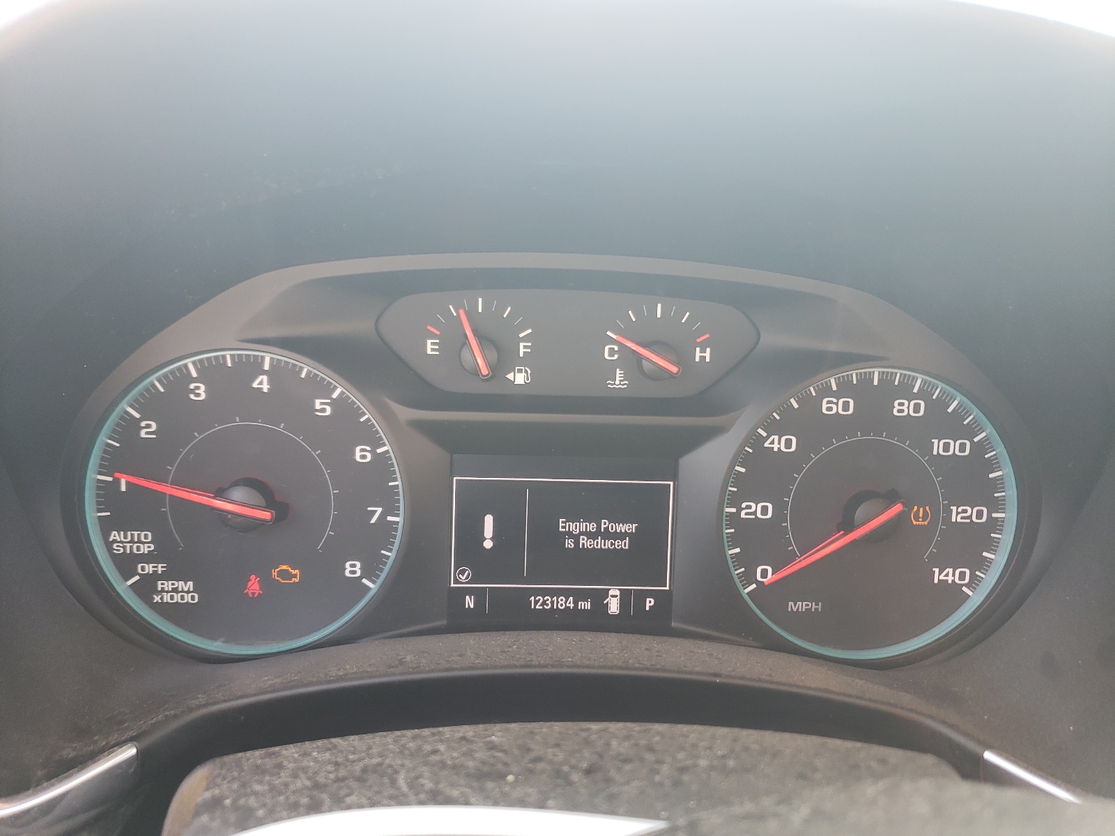 3GNAXJEV1JS621078 2018 Chevrolet Equinox Lt