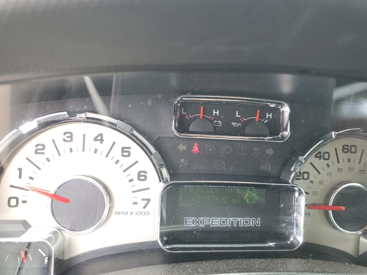 2010 Ford Expedition Limited VIN: 1FMJU2A52AEB63960 Lot: 57422054