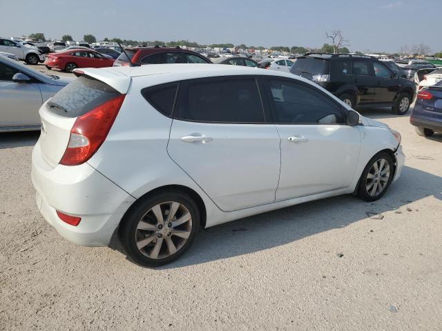  HYUNDAI ACCENT 2014 Белый