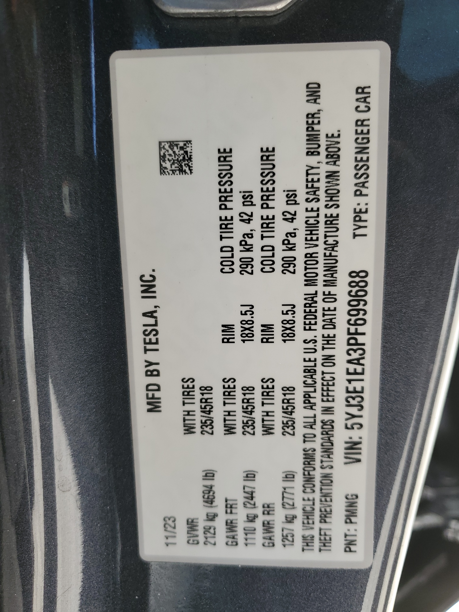 5YJ3E1EA3PF699688 2023 Tesla Model 3