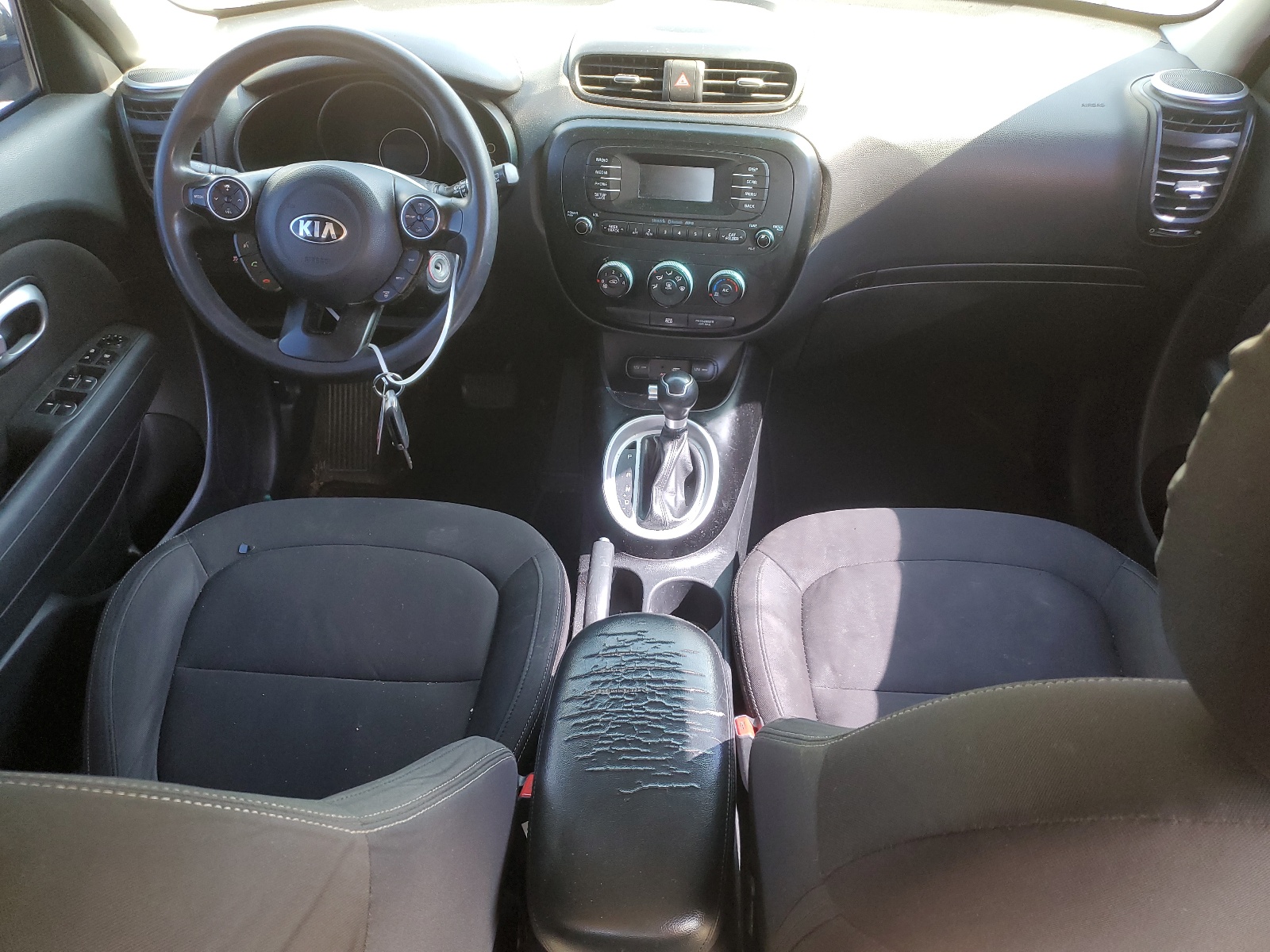 KNDJN2A21G7308376 2016 Kia Soul