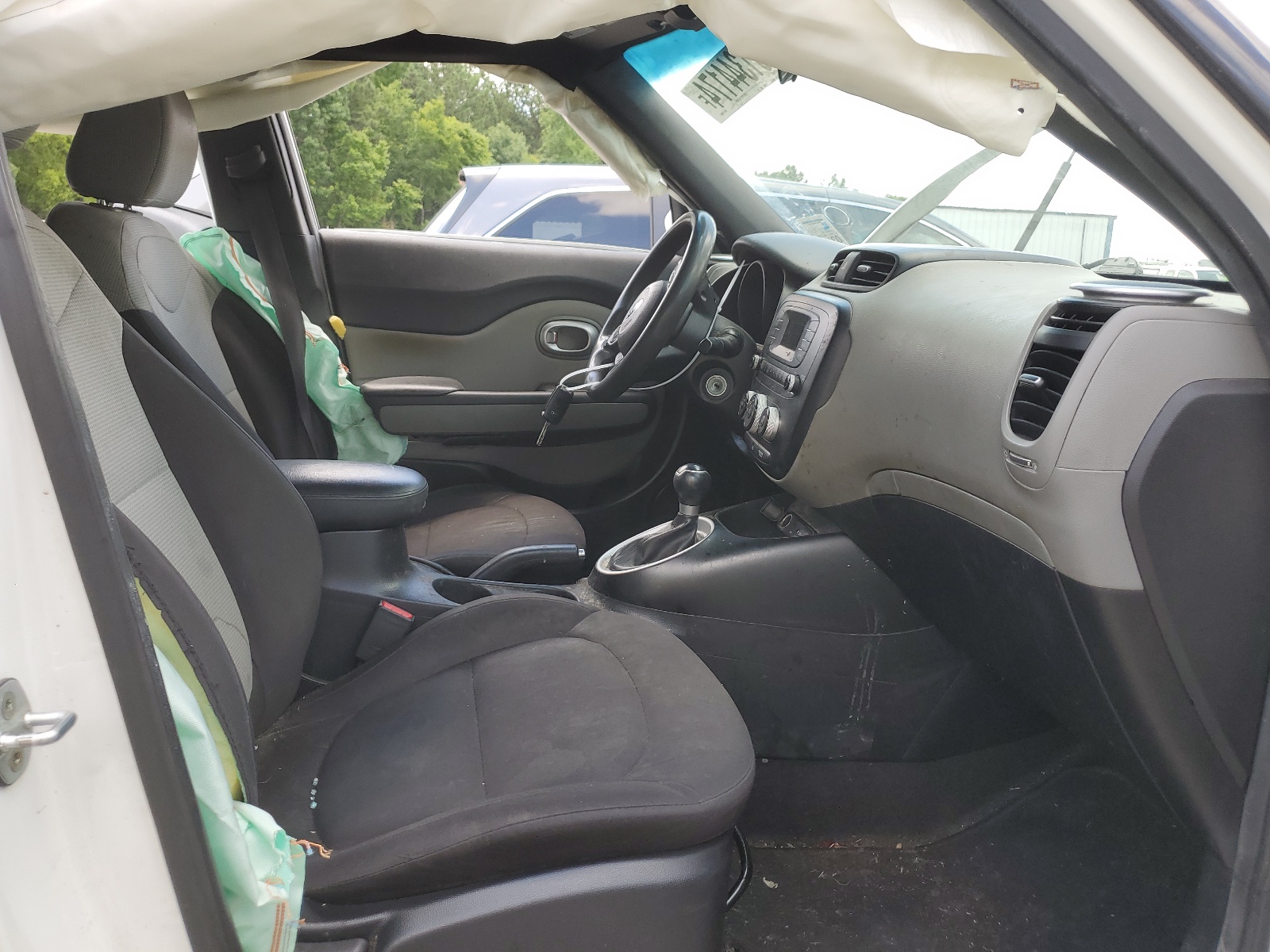 KNDJN2A25G7275804 2016 Kia Soul