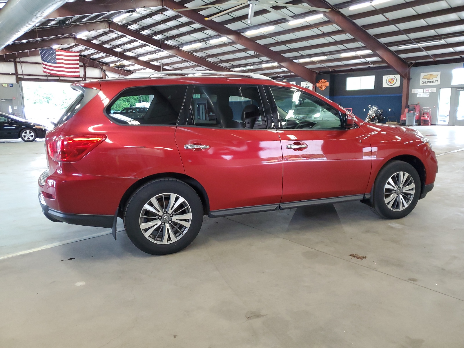 2017 Nissan Pathfinder S vin: 5N1DR2MM2HC631936