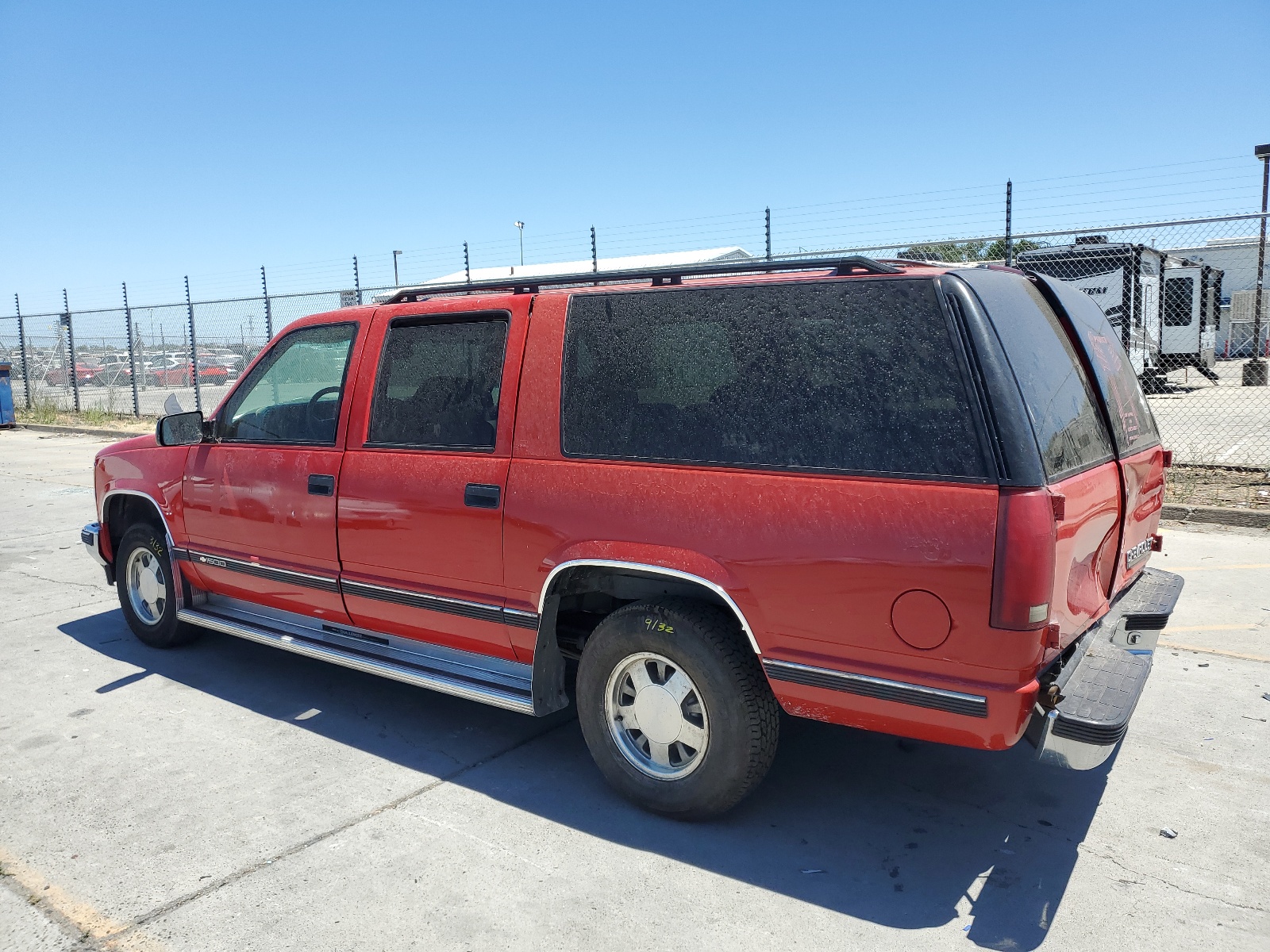 1GNEC16R9VJ360515 1997 Chevrolet Suburban C1500