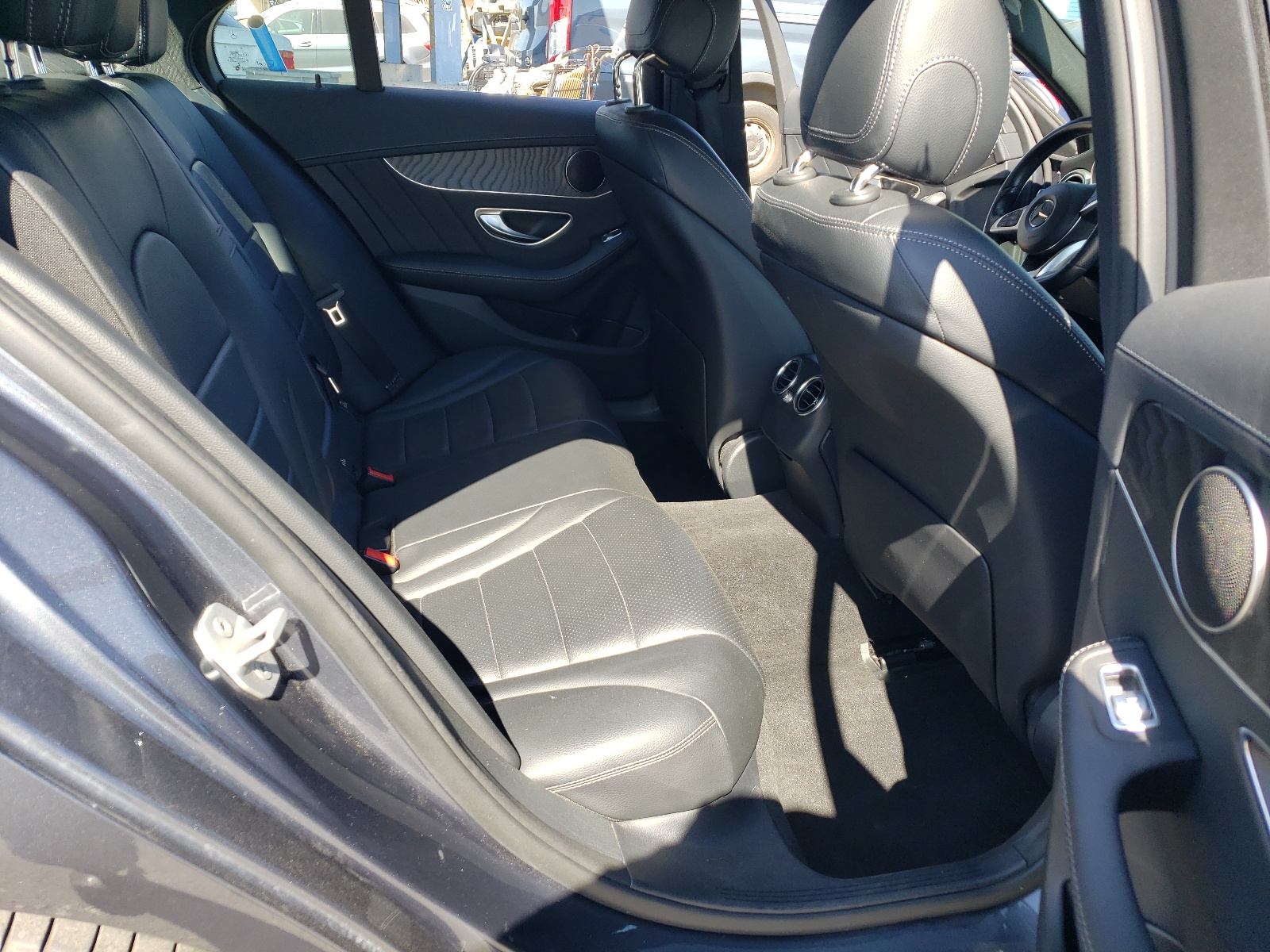 55SWF4JB2GU147687 2016 Mercedes-Benz C 300