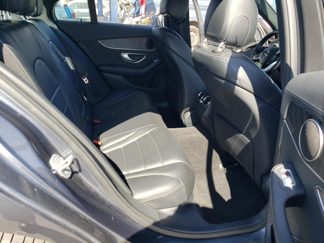 2016 Mercedes-Benz C 300 VIN: 55SWF4JB2GU147687 Lot: 57353304