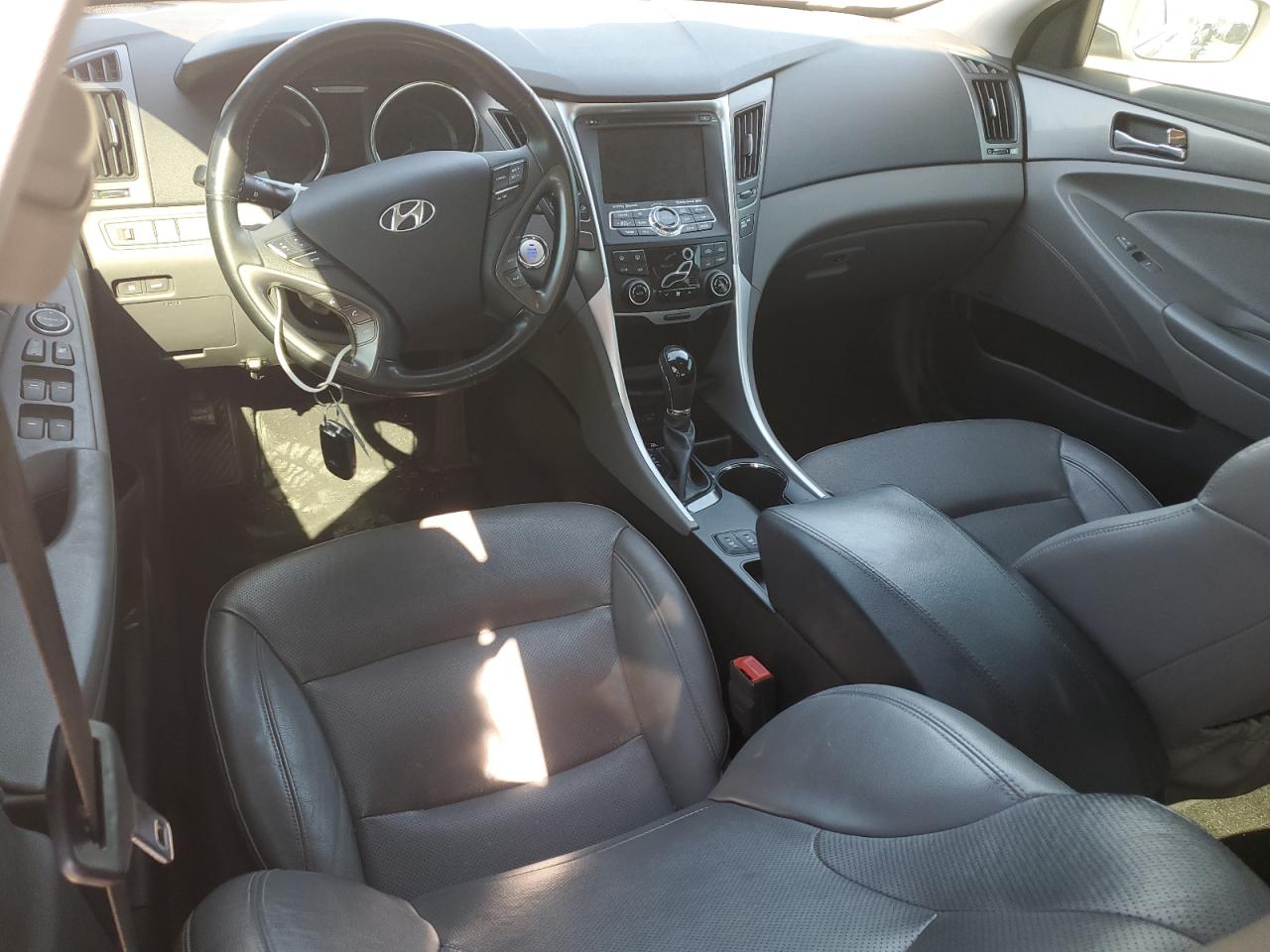 2013 Hyundai Sonata Hybrid VIN: KMHEC4A47DA079572 Lot: 59213684