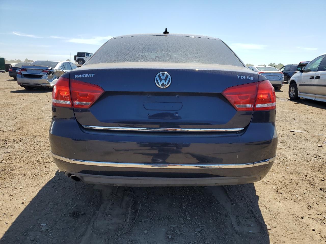 1VWBN7A30CC033785 2012 Volkswagen Passat Se