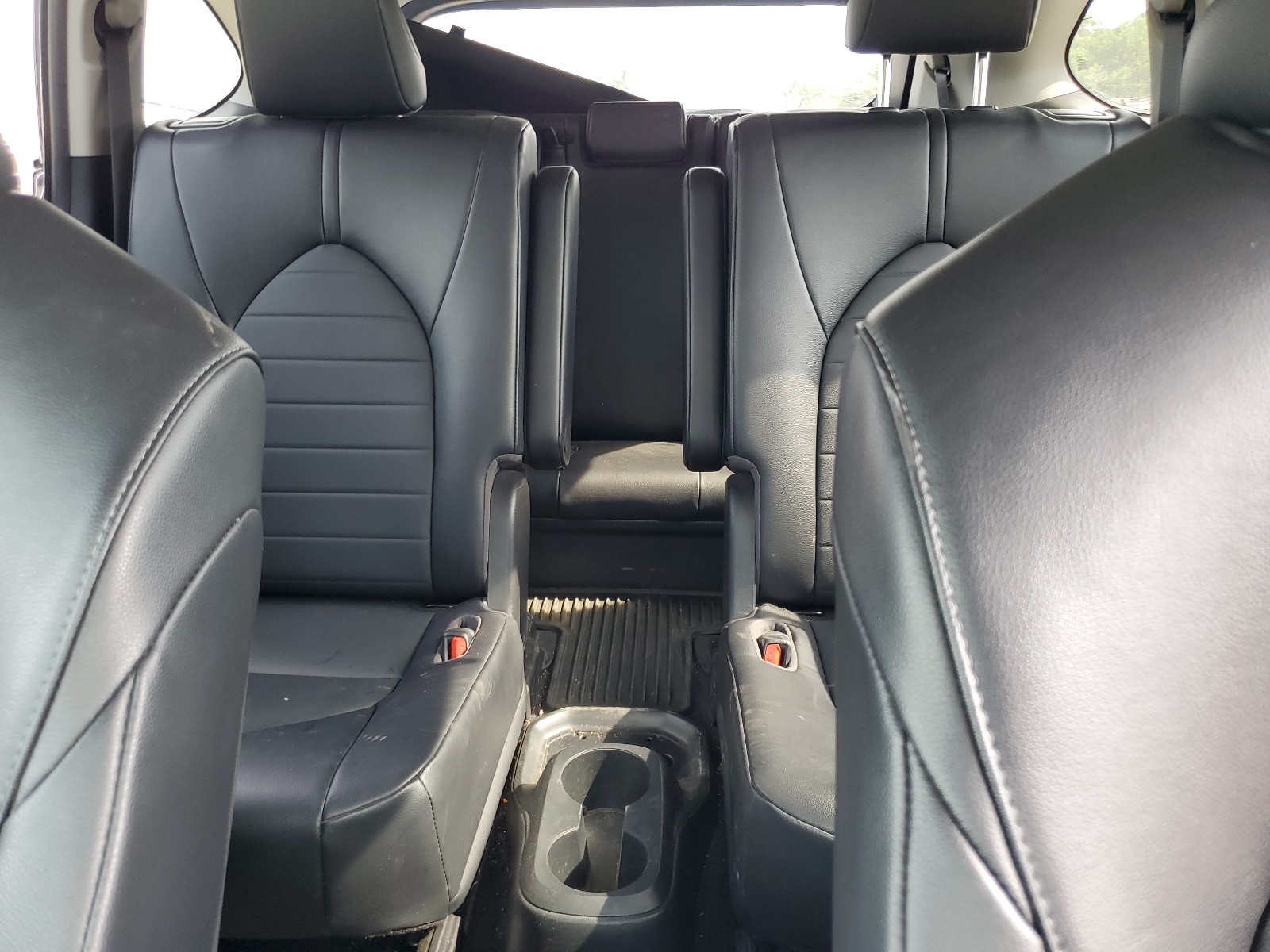 5TDGZRBH9NS588044 2022 Toyota Highlander Xle