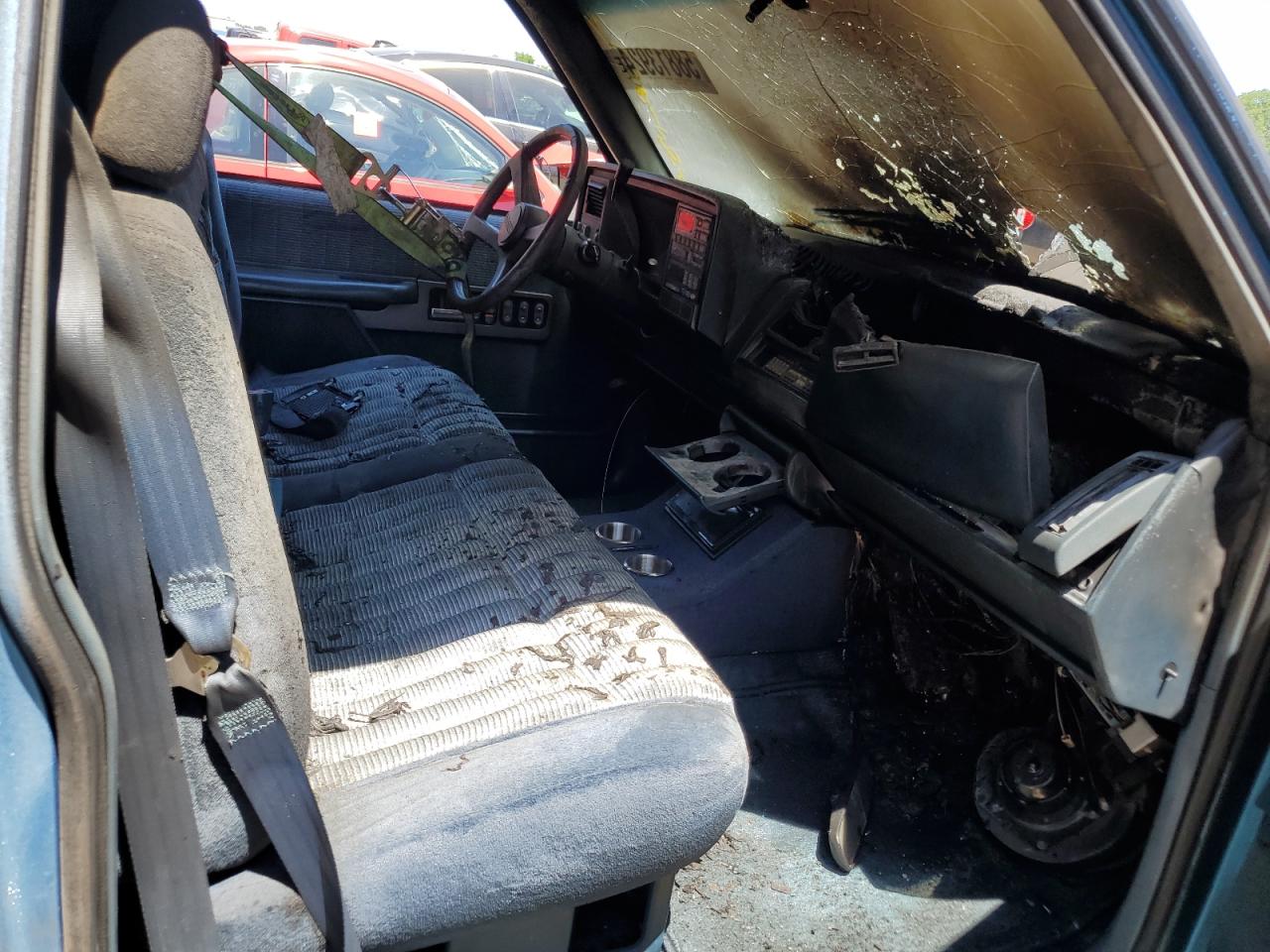 1994 Chevrolet Gmt-400 K1500 VIN: 1GCEK14K0RZ100738 Lot: 58813924