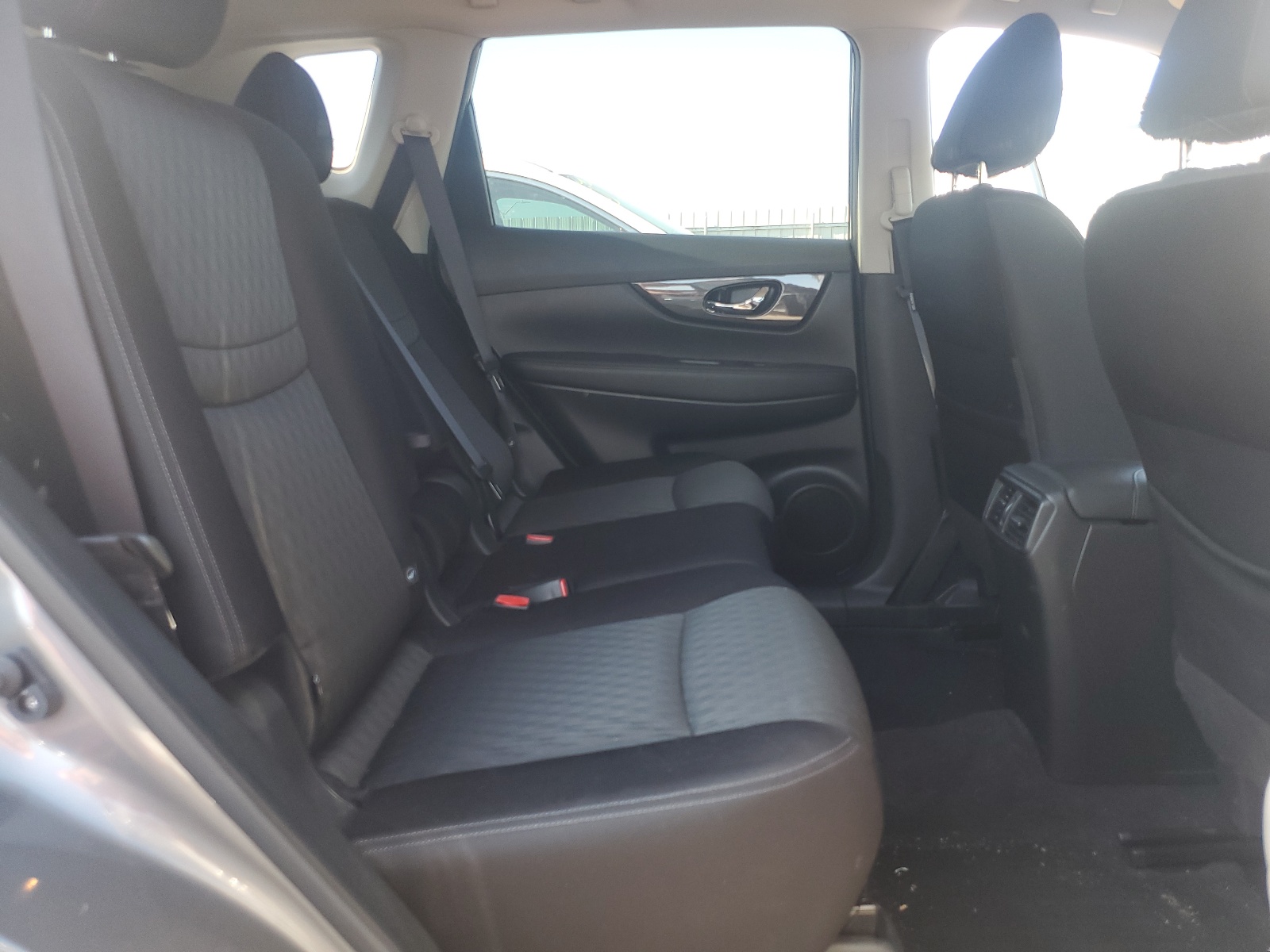 JN8AT2MV2JW347801 2018 Nissan Rogue S