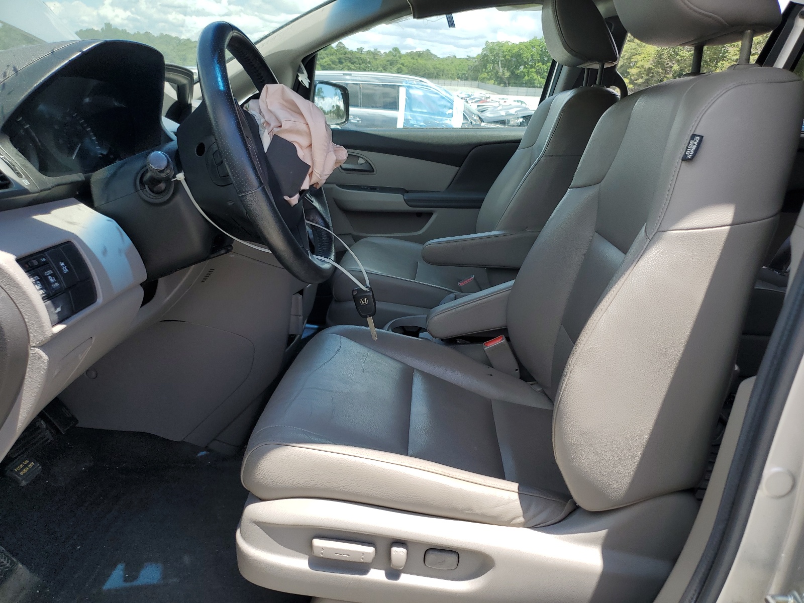 5FNRL5H61CB010756 2012 Honda Odyssey Exl