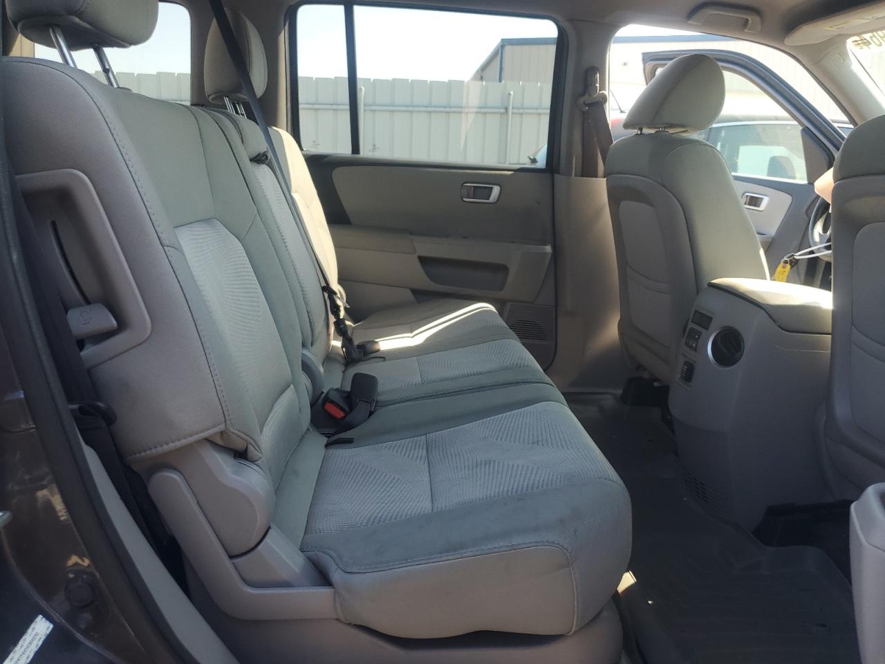 2014 Honda Pilot Lx VIN: 5FNYF4H24EB048298 Lot: 58652964