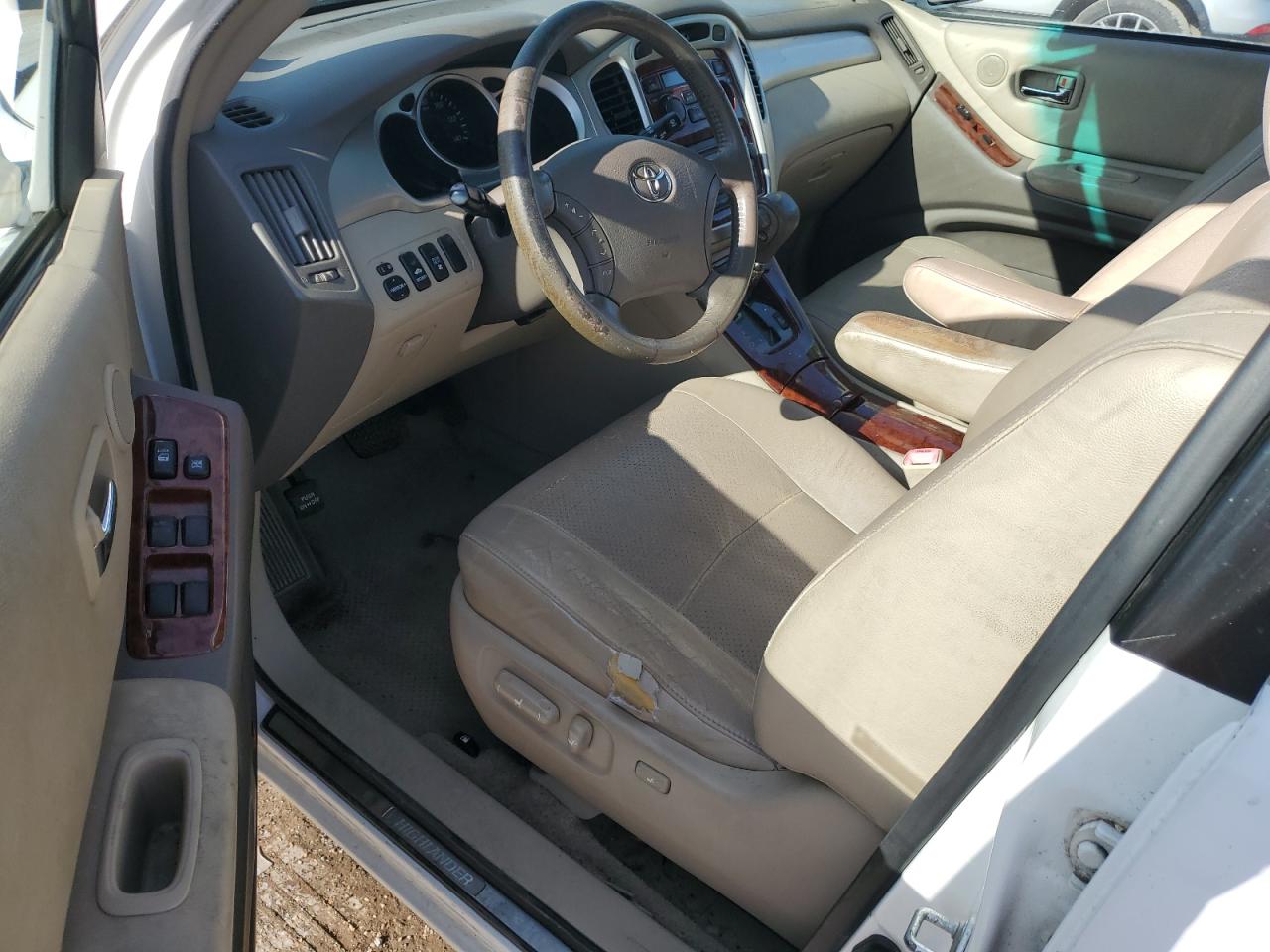 2005 Toyota Highlander - Image 8
