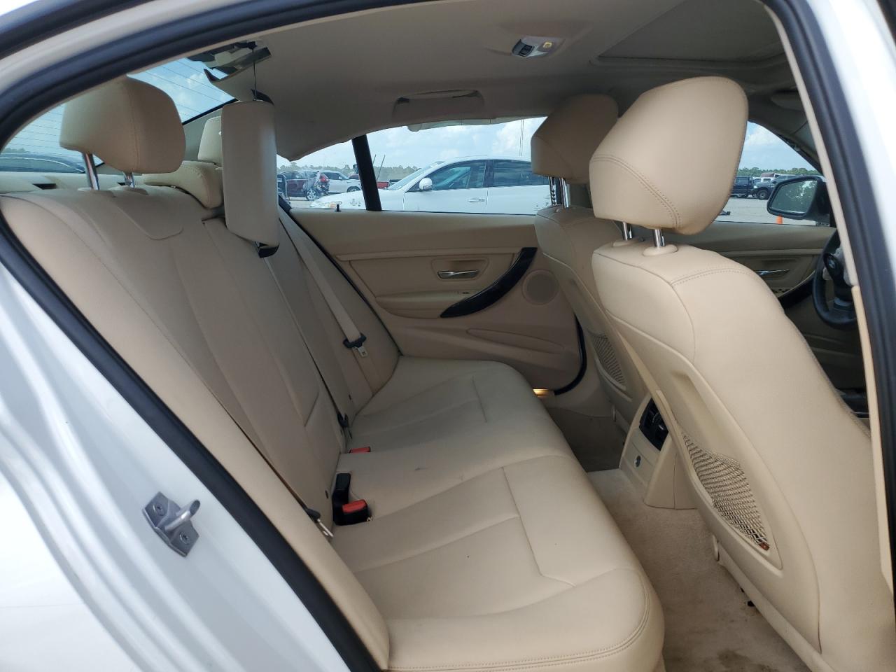 2014 BMW 3er - Image 11