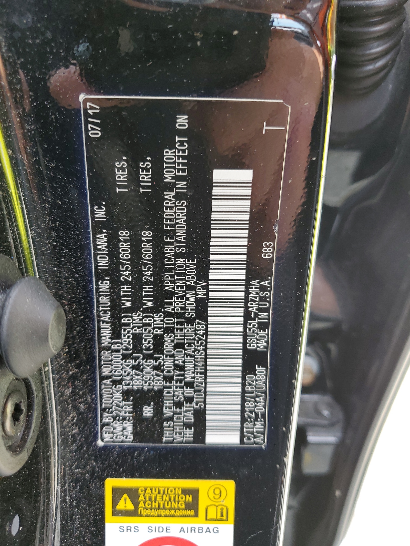 5TDJZRFH4HS452487 2017 Toyota Highlander Se