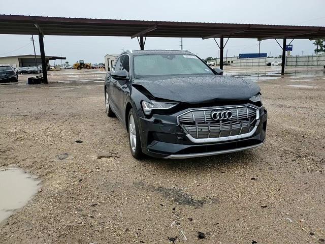 2019 Audi E-Tron Prestige VIN: WA1VABGE6KB013014 Lot: 58359414