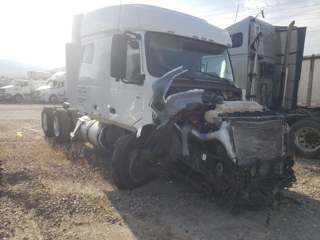 2018 Volvo Vnl Semi Truck იყიდება Farr West-ში, UT - Front End