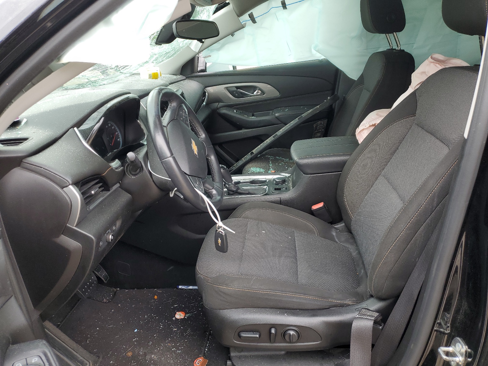 1GNERGKW2JJ118351 2018 Chevrolet Traverse Lt