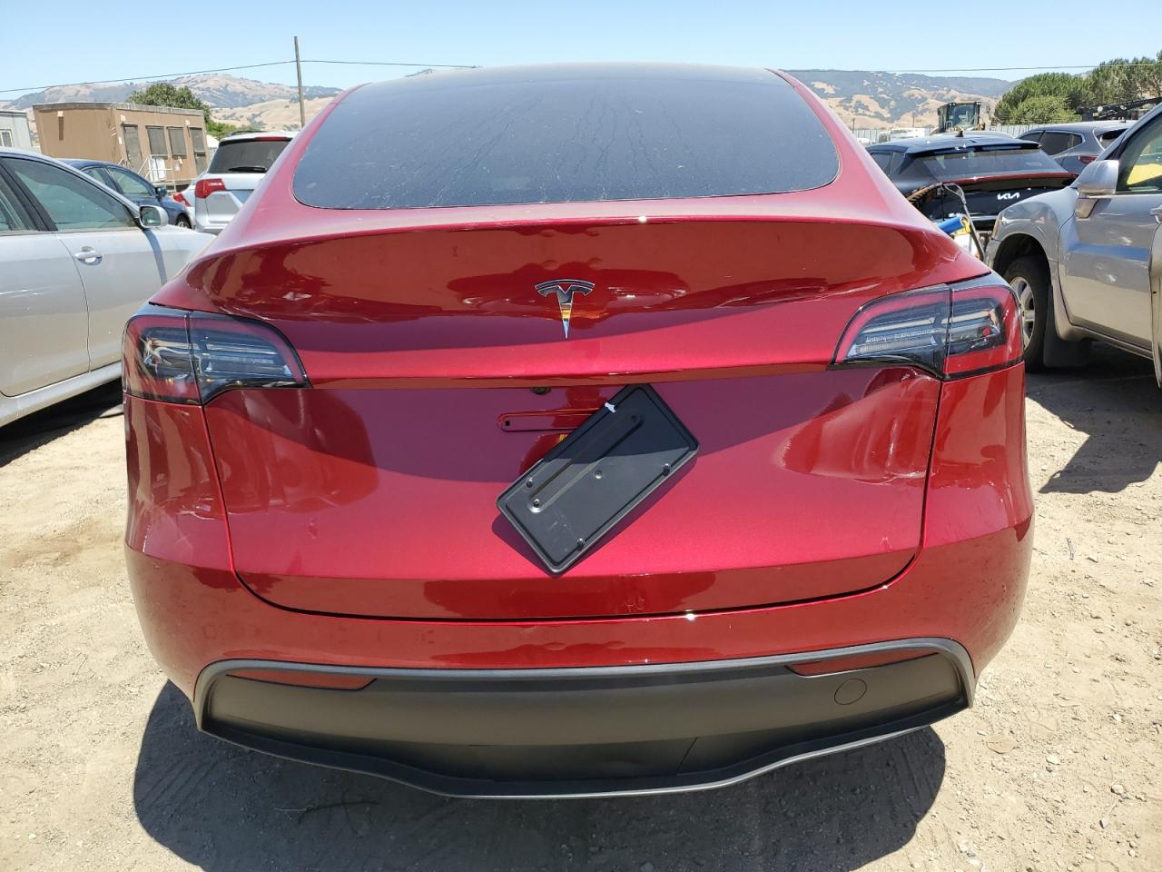 2024 Tesla Model Y VIN: 7SAYGDEDXRF091121 Lot: 56869674